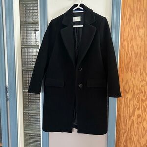 Authentic Sandro Paris Wool blend coat. Size Medium.